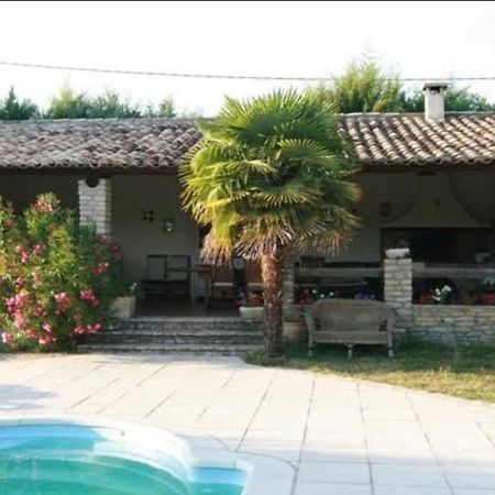 Le Cabanon Des Cigales Provencale Villa Puymeras Exterior photo