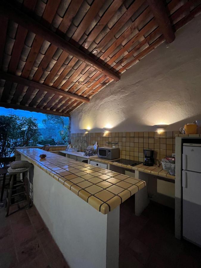 Le Cabanon Des Cigales Provencale Villa Puymeras Exterior photo