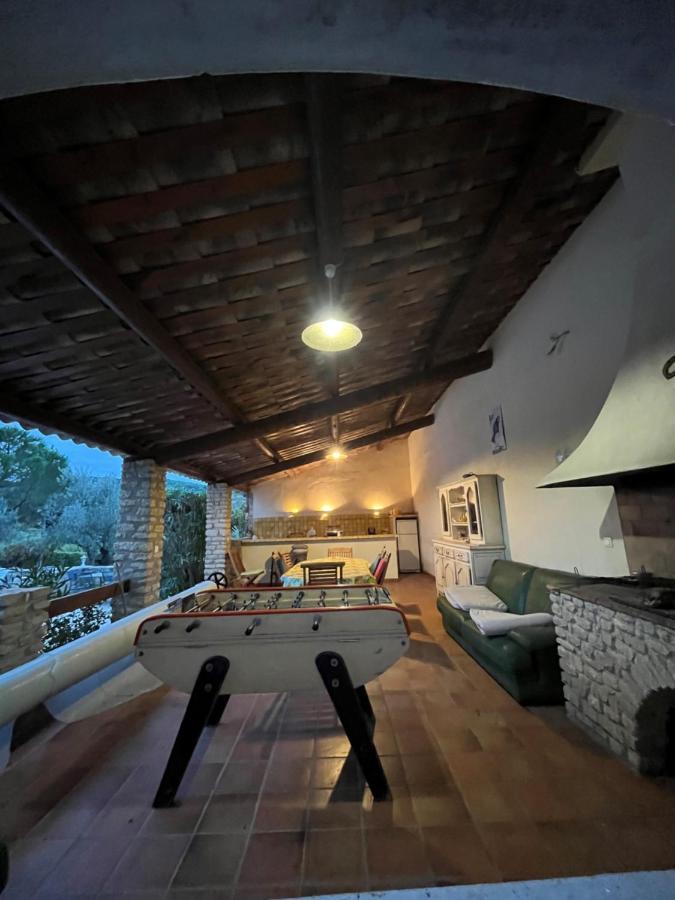 Le Cabanon Des Cigales Provencale Villa Puymeras Exterior photo
