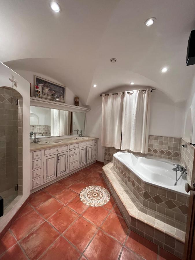 Le Cabanon Des Cigales Provencale Villa Puymeras Exterior photo