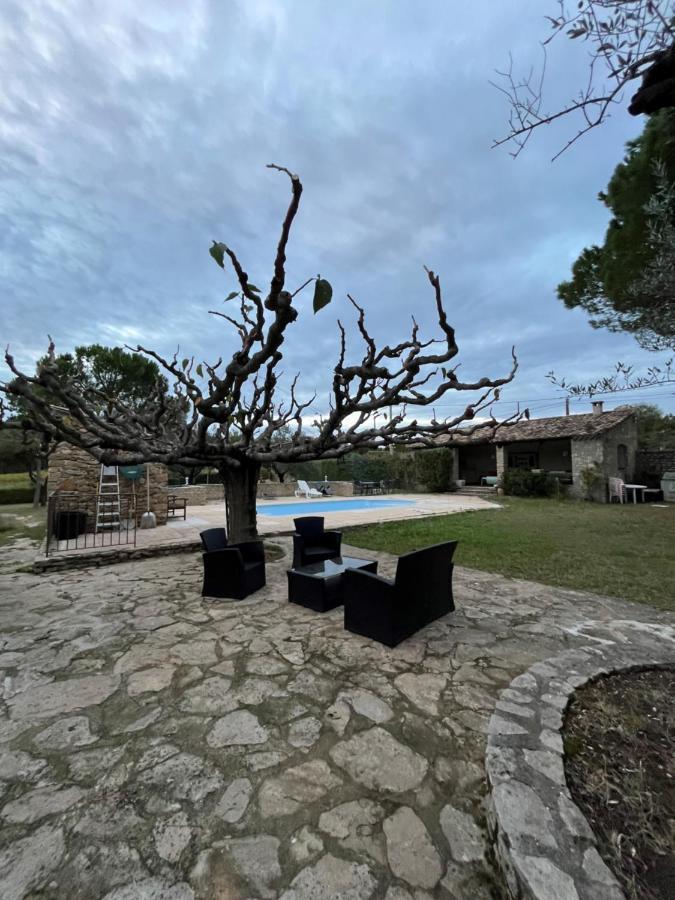 Le Cabanon Des Cigales Provencale Villa Puymeras Exterior photo
